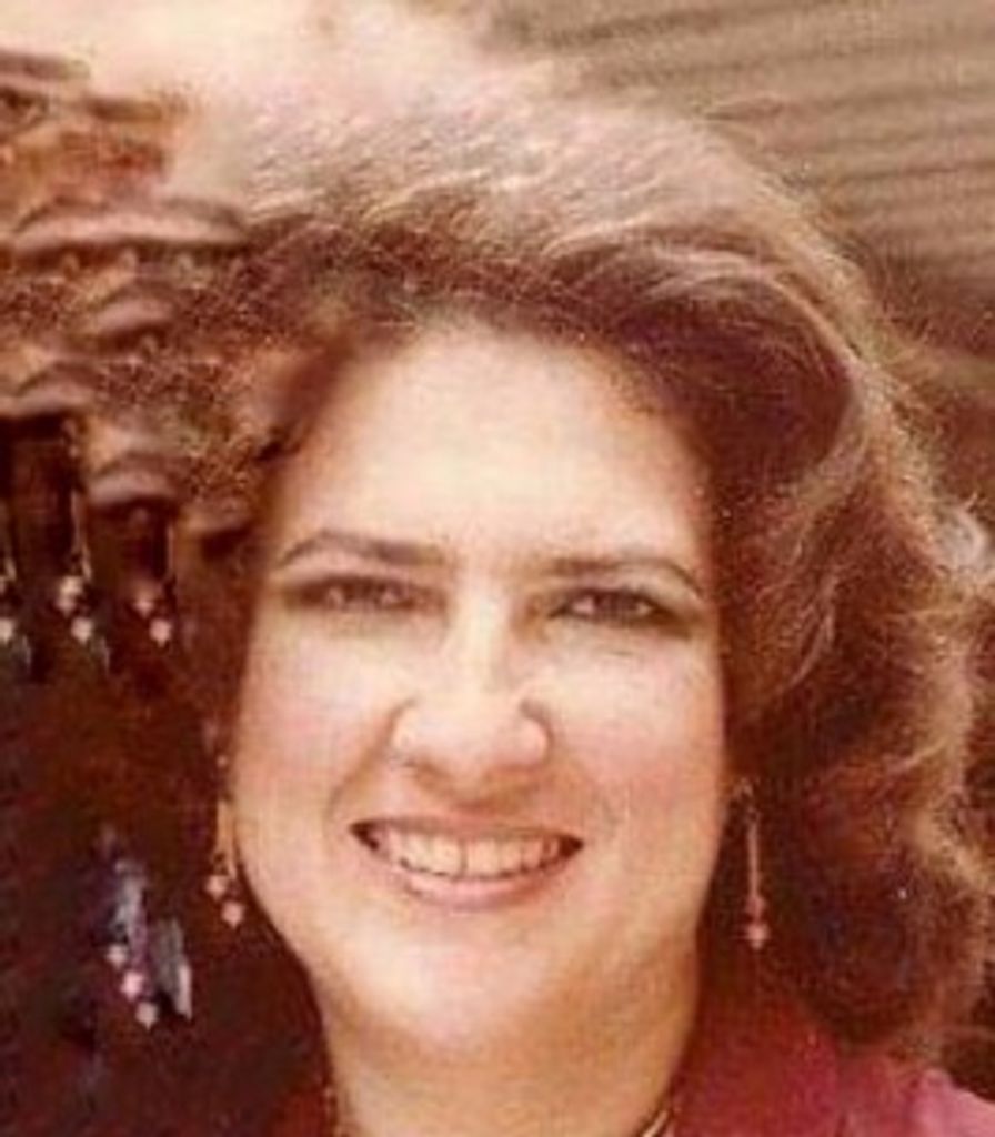 Leonor De Benavides
