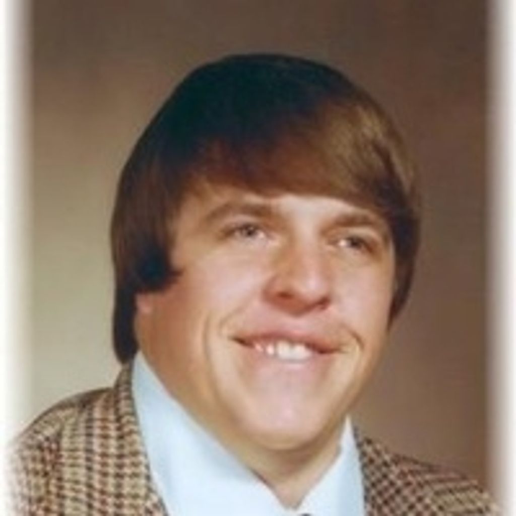 Dean Sylvester Ganocy Profile Photo