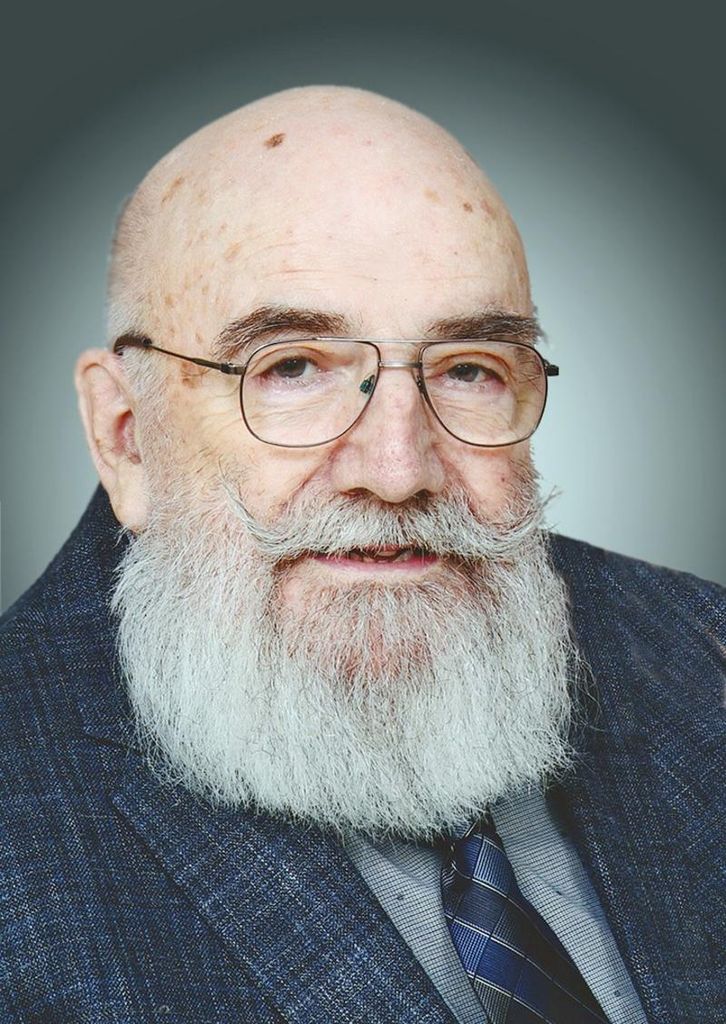 William "Bill" Bradley Profile Photo