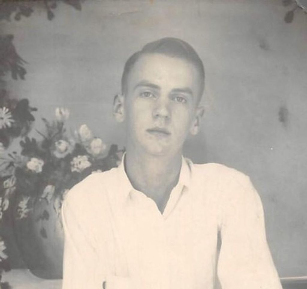 Olaf Wendall Holmes Profile Photo