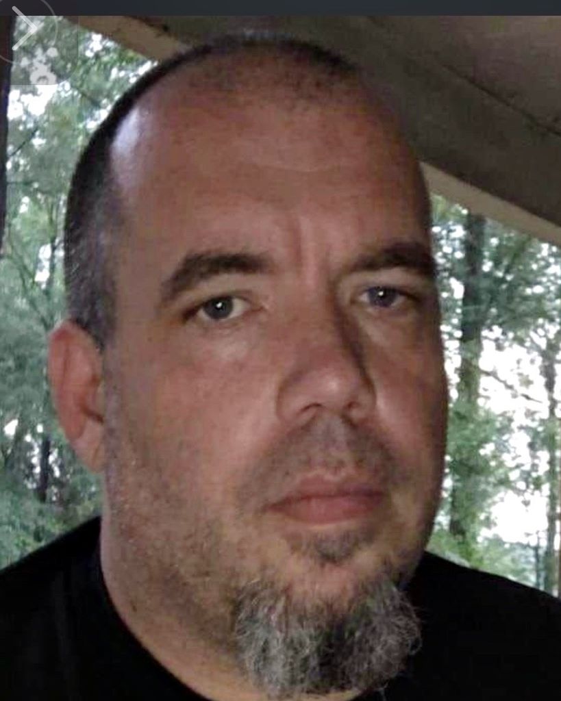 Johnathan Lynn Renfrow Profile Photo