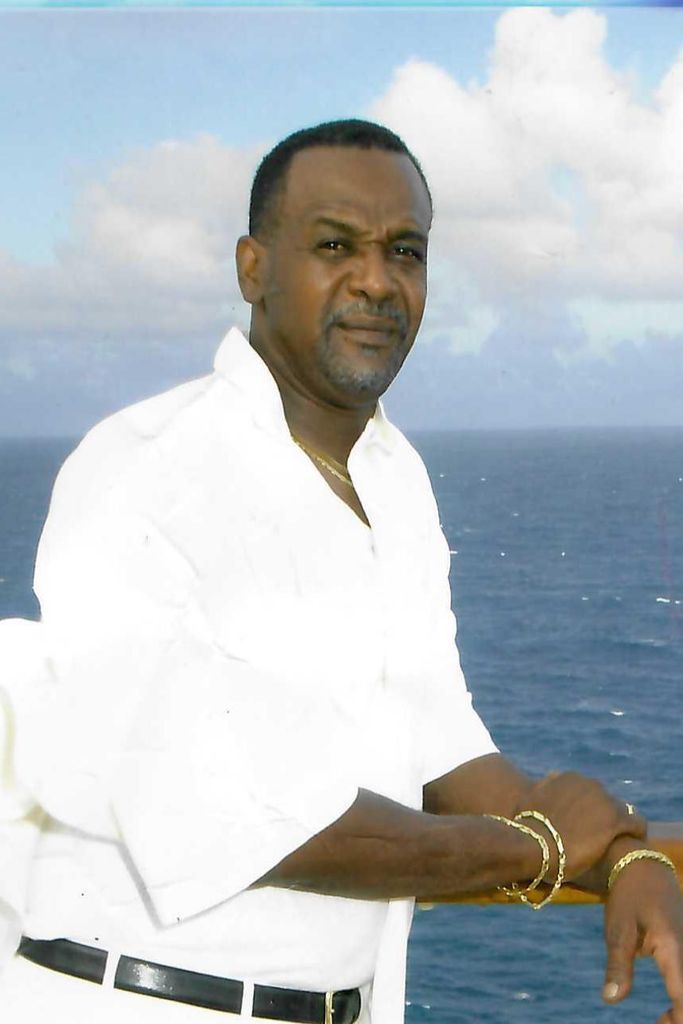 Warren R. Brown Profile Photo