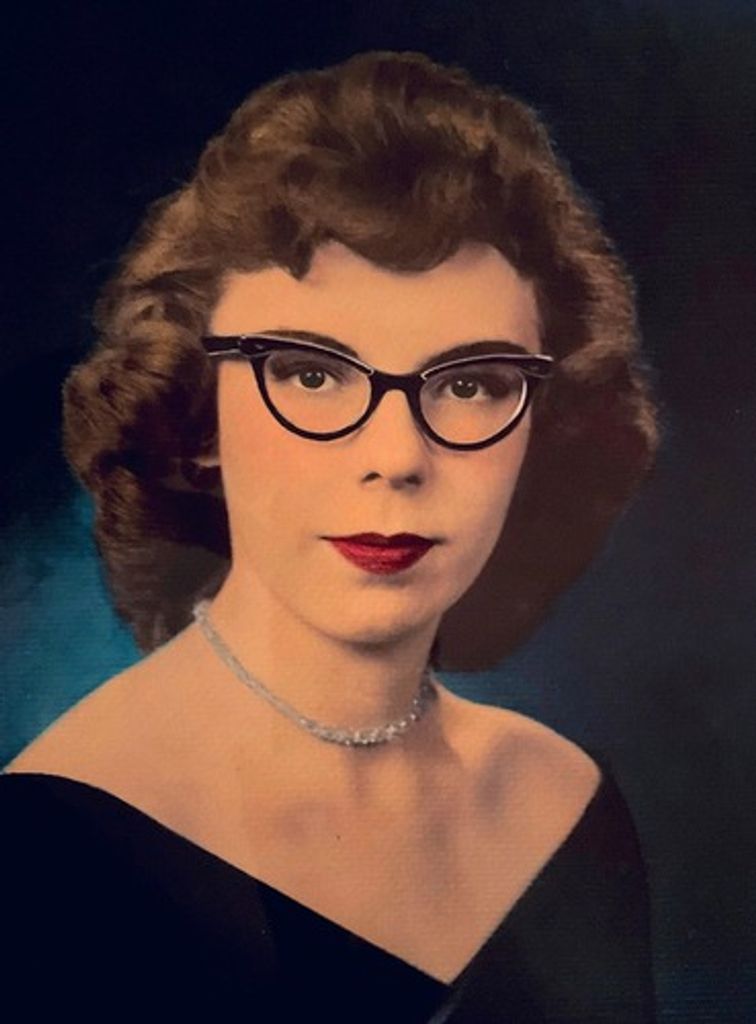 Juliana Hemsoth Profile Photo