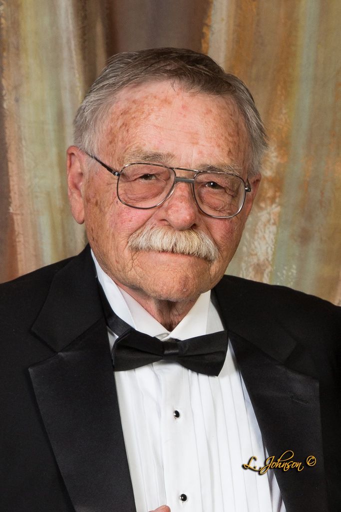 Dennis James Allen