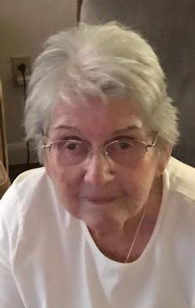 Elizabeth Fox Walker Profile Photo