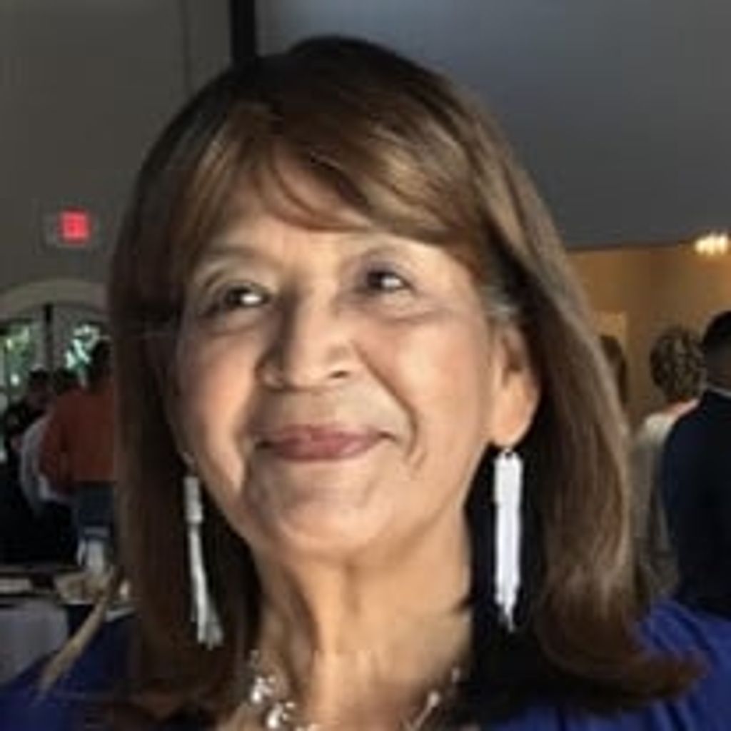 Rosalinda Plata Salomon Profile Photo