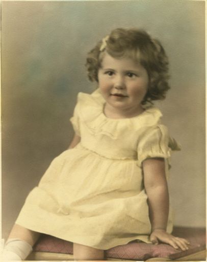 Shirley Templet photo gallery thumbnail 3 of 8