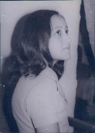 Gloria Elena Gil photo gallery thumbnail 2 of 2