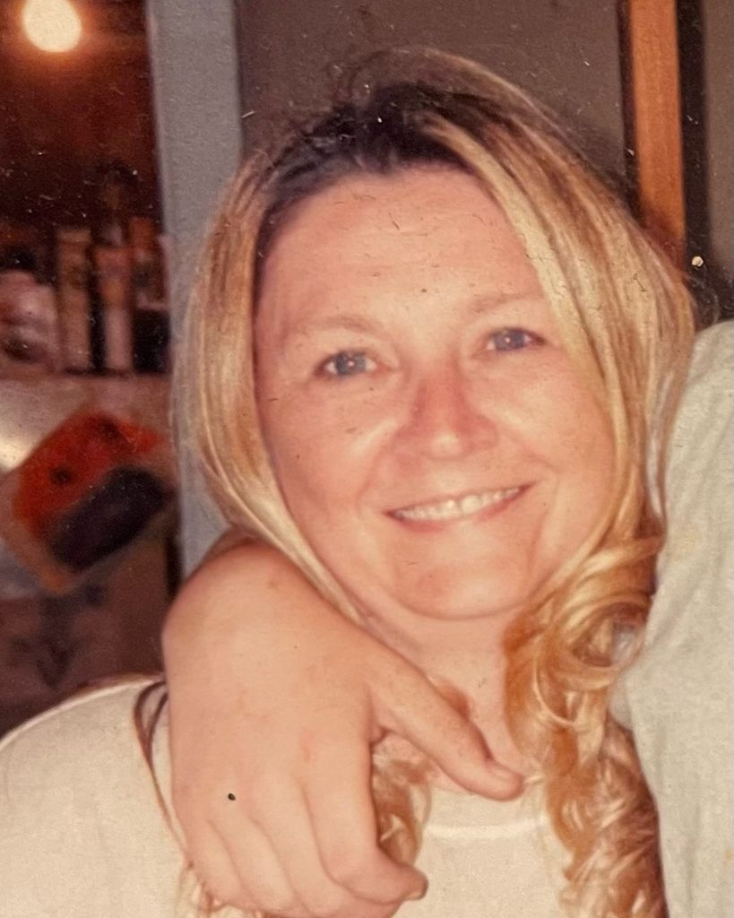 Carolyn Graham Muench