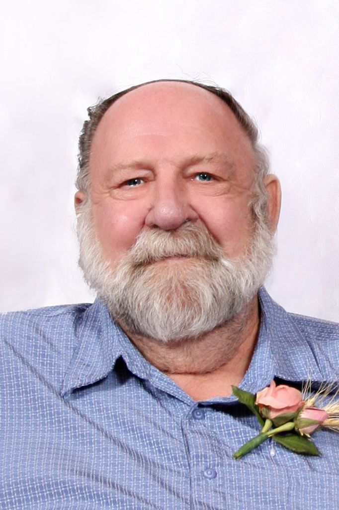 Delmer  Manyik