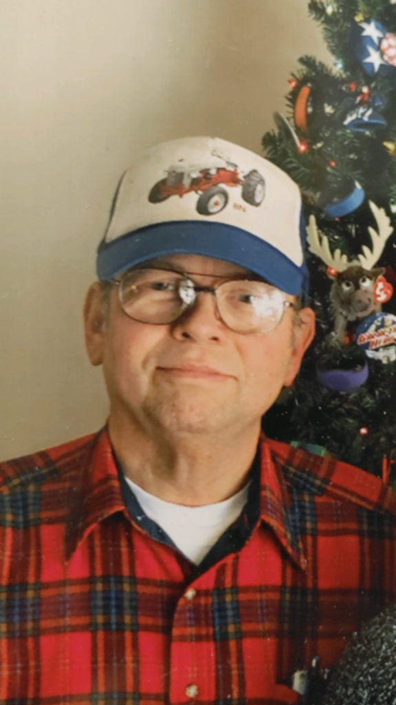 Gordon Lloyd Booth Profile Photo