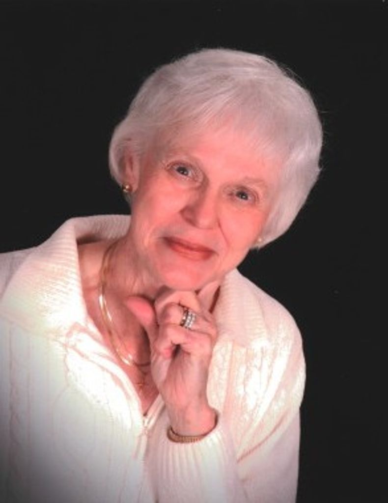 Carolyn "Lyn" Jakubczak