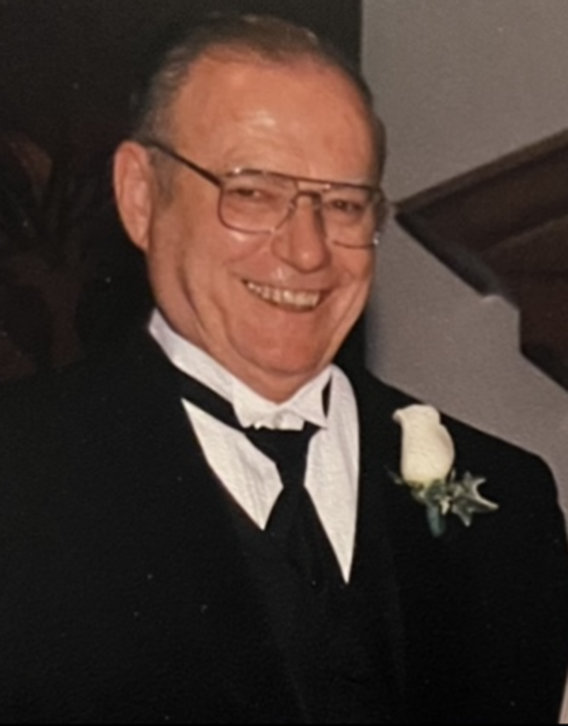 Thomas (Tom) L. Schmitt Profile Photo