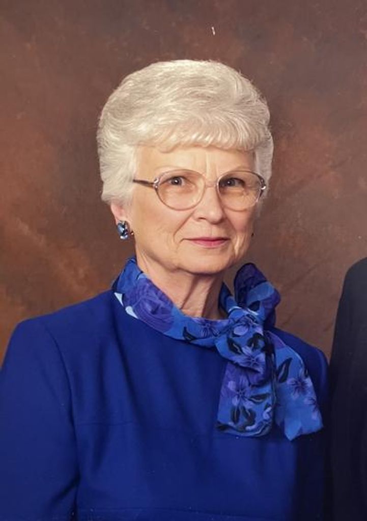 Julia Adams Profile Photo