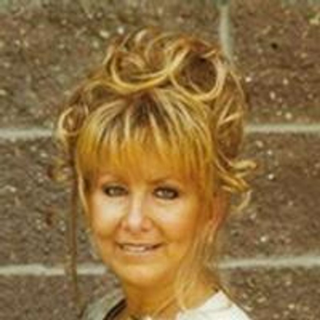 Georgia  C. (Barker)  Leach