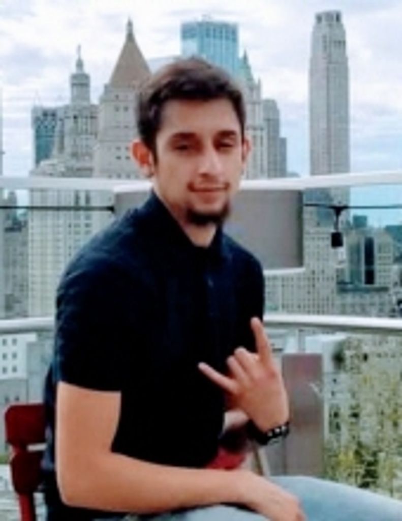 Nicolas L Correa Profile Photo