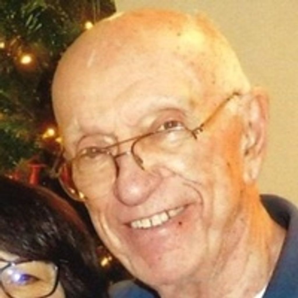Carl Eppich Profile Photo