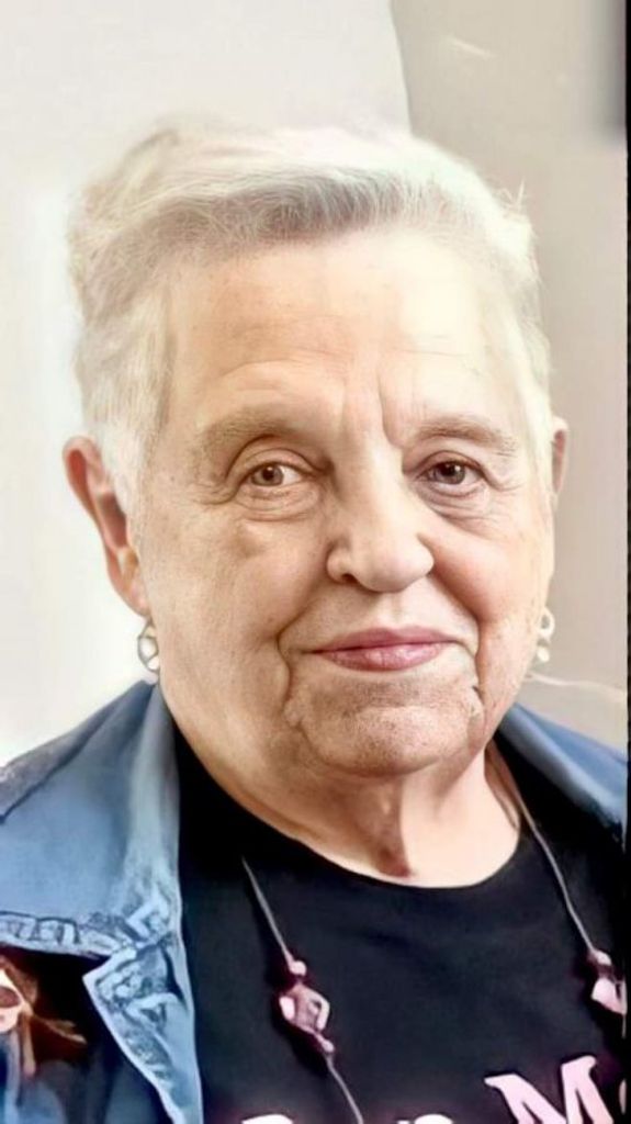 Delores (Dee) Christopherson