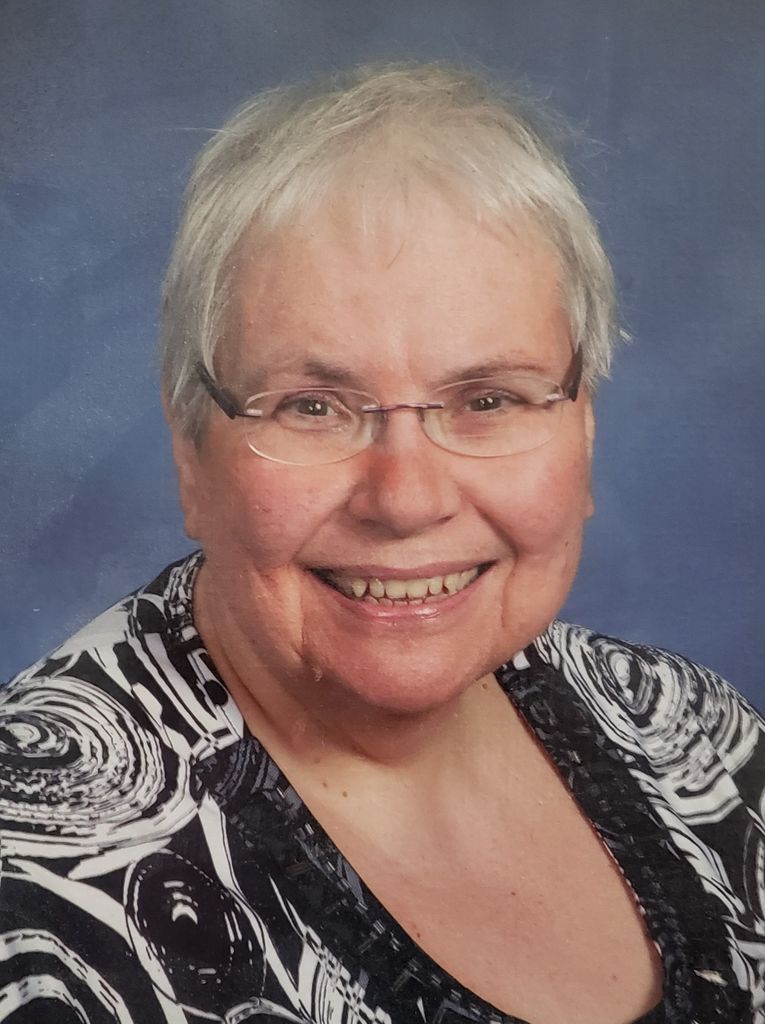 Sandra "Sandi" Adamkowski