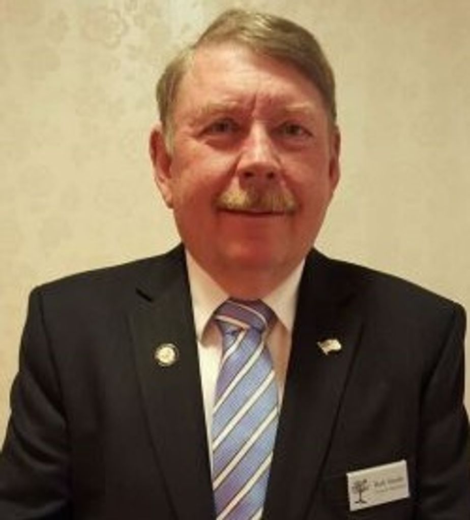 Robert L. ("Bob")  Smith