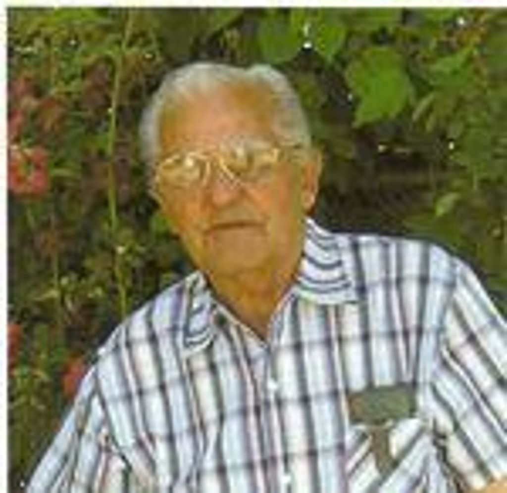 Manuel Robert Lucero