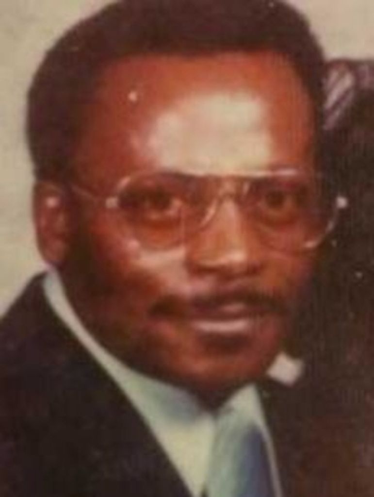 Henry Howard, Jr. Profile Photo