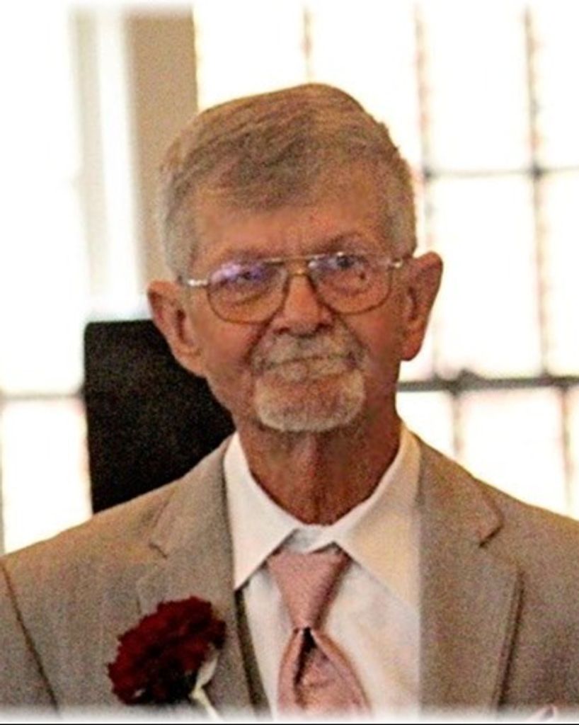 Charlie Smith Profile Photo