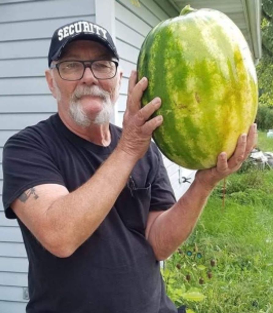 Lester Niles Profile Photo