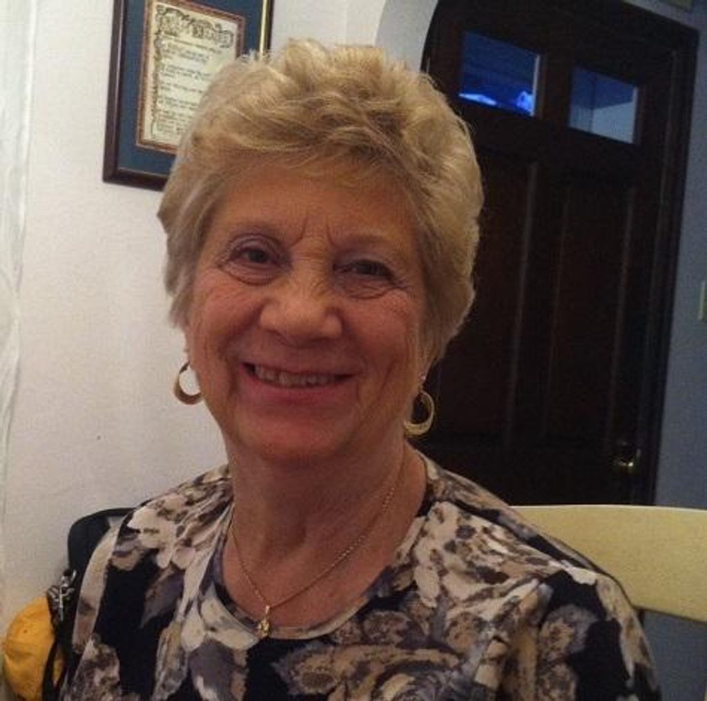 Esther M (Woods) Wolfson Profile Photo