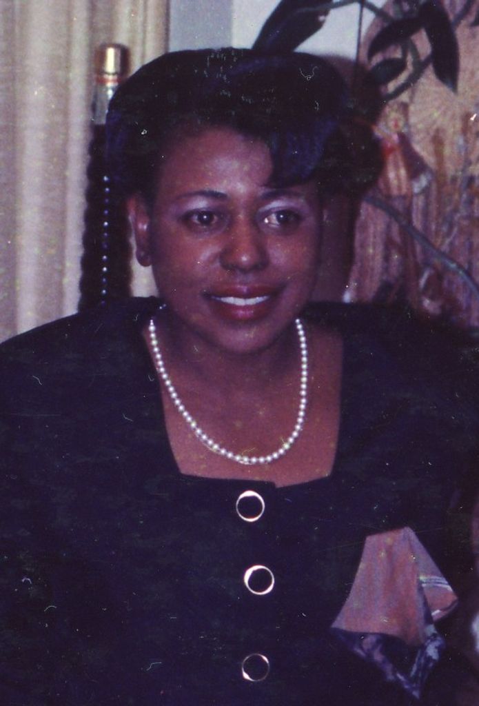 Monalisa Simons Thomas