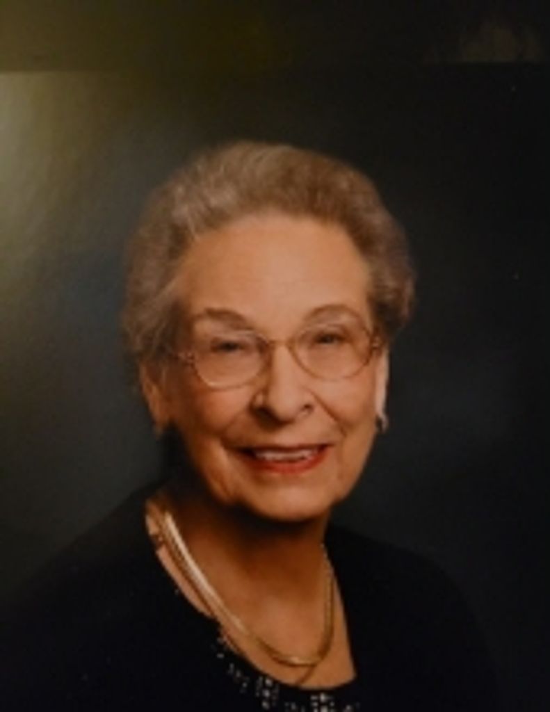 Elizabeth Russell Thompson Profile Photo
