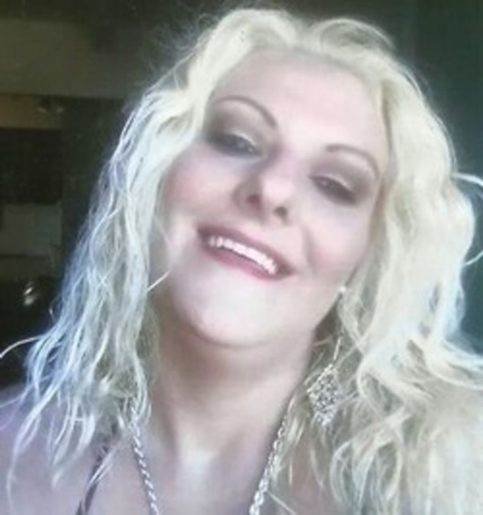 Carrie Sue Lee-Lamb Profile Photo