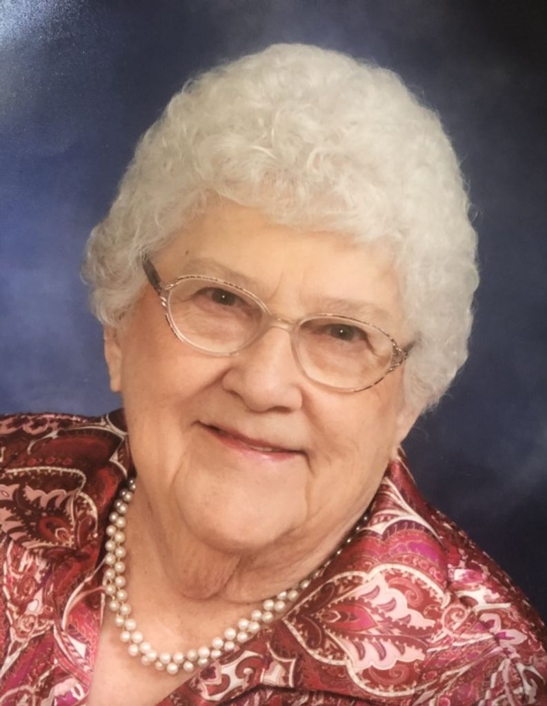 Elizabeth Walker Profile Photo
