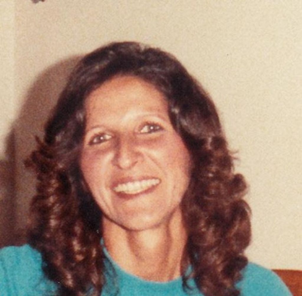 Esther J Costa-Sarao Profile Photo