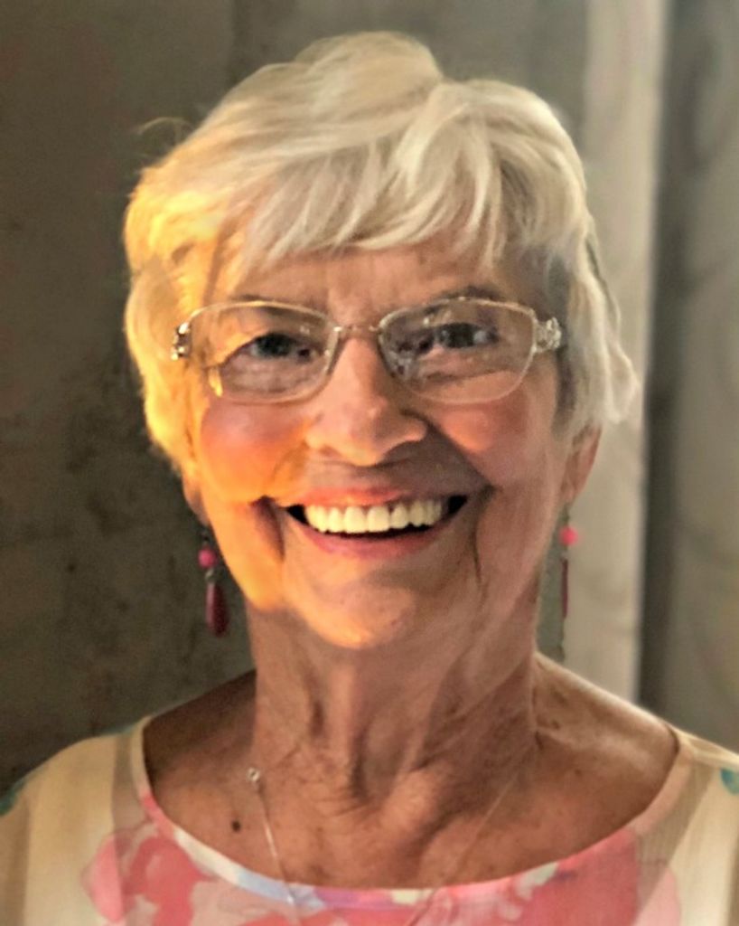 Donna "Nana" Bellar
