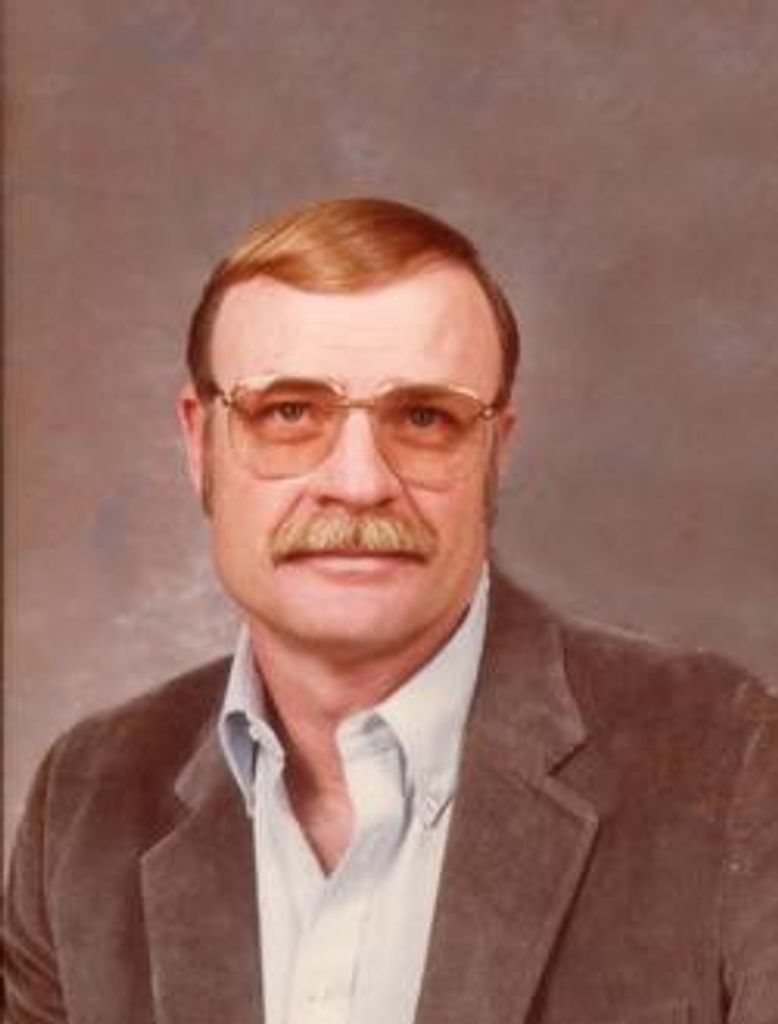 Russell Travis Holmes Profile Photo
