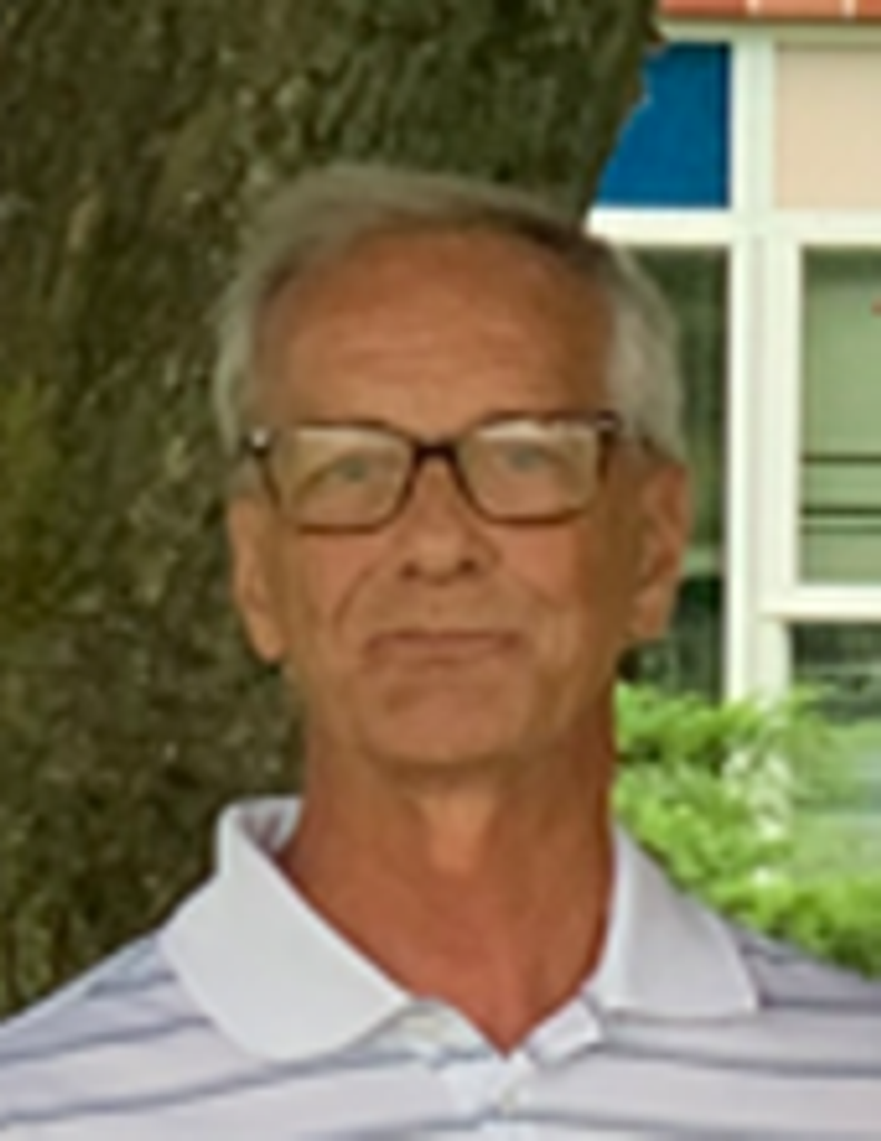 Lawrence D. Blaszak