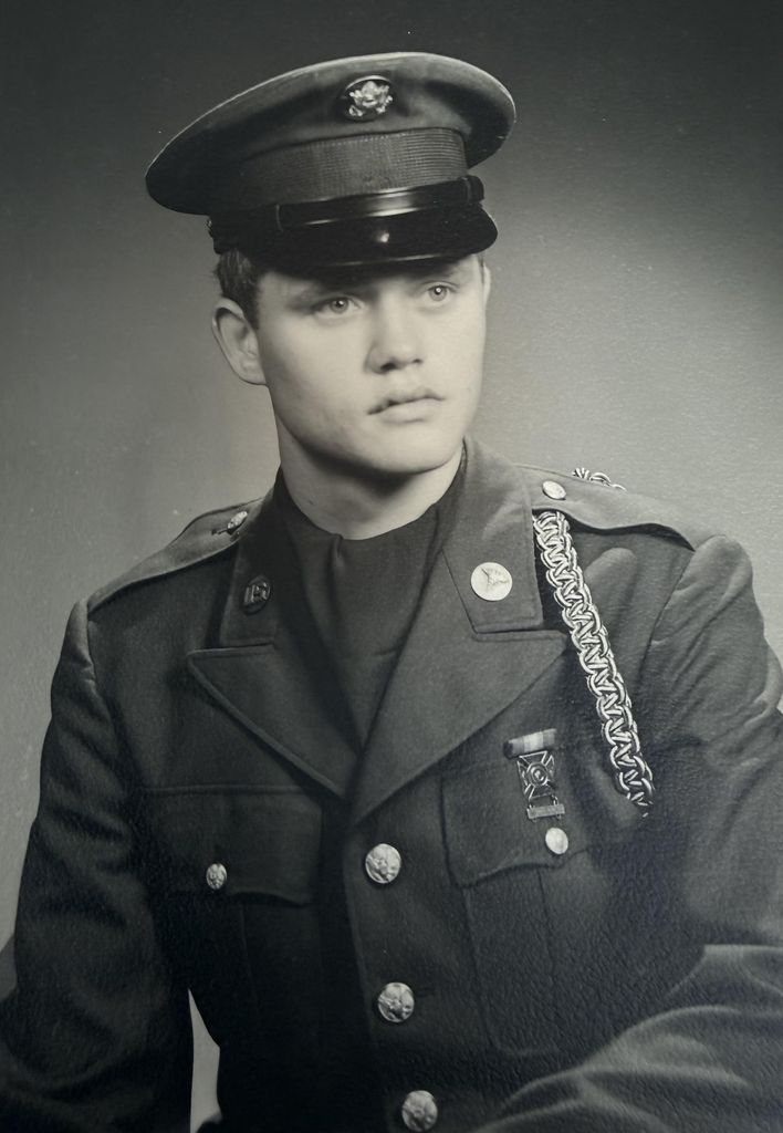 Mitchell "Mitch" D Lahr