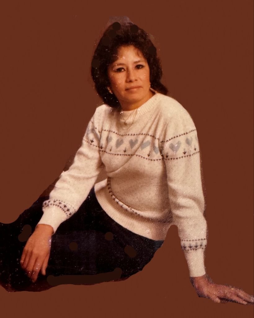 Elvira (Munoz) Salazar Profile Photo
