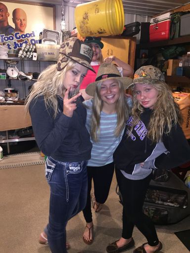 Hanna E. Kuhl photo gallery thumbnail 40 of 217
