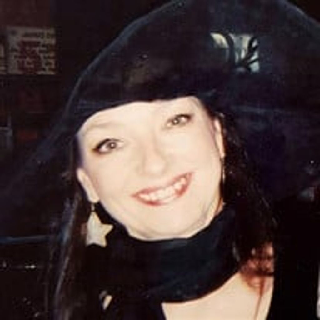 Mary Ellen Lowe