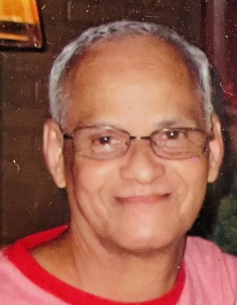 Enrique Gomez