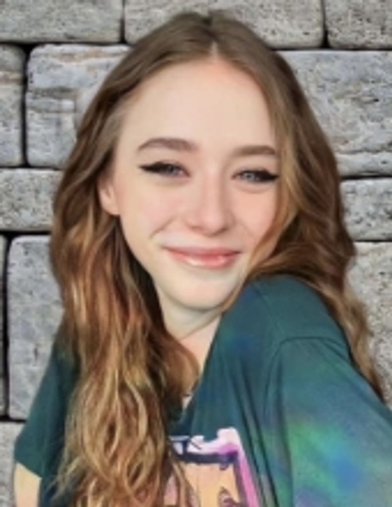 Dakota Grace Brown Profile Photo