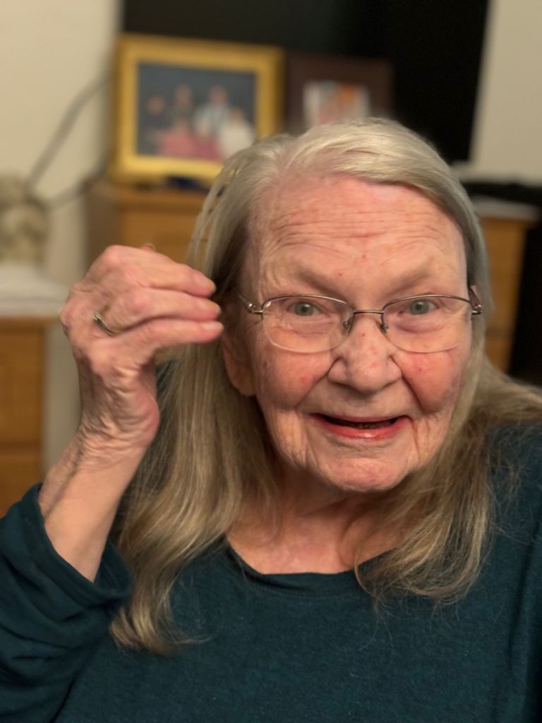 Barbara Lou Hixon Profile Photo