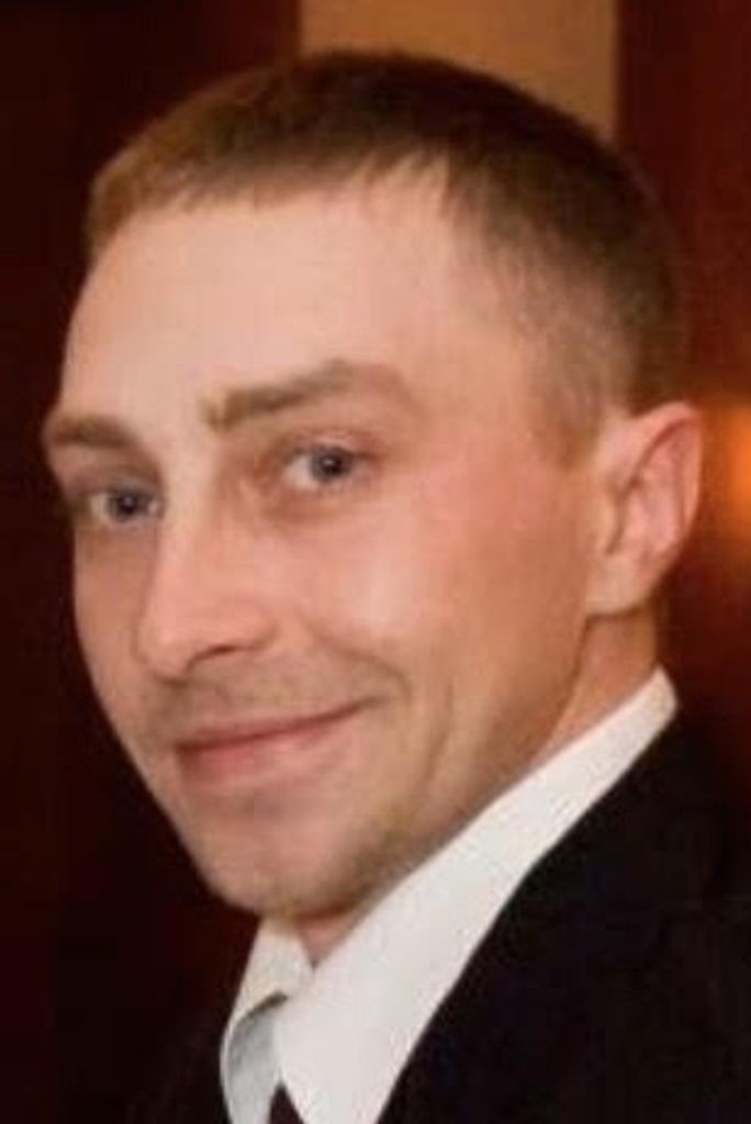 Adam Senosk