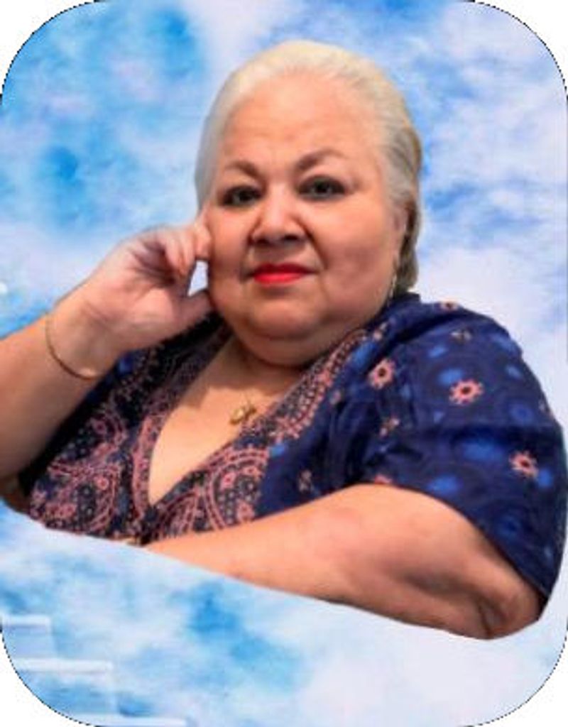 Alma Cantu Profile Photo