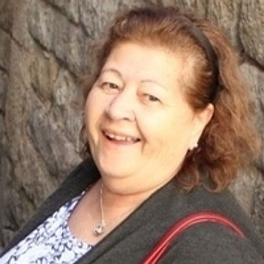 Irinea (Nea) Lindsay Profile Photo