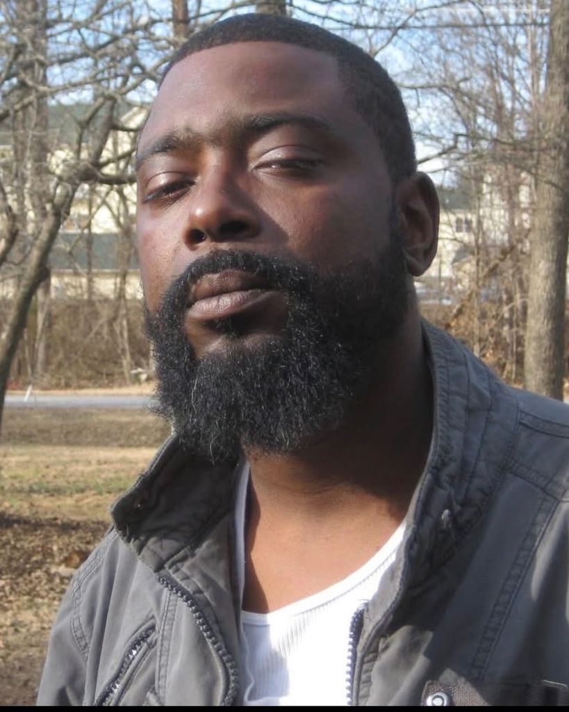 Michael Deon Young Profile Photo