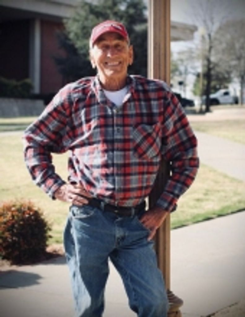 James Robert Gates Profile Photo