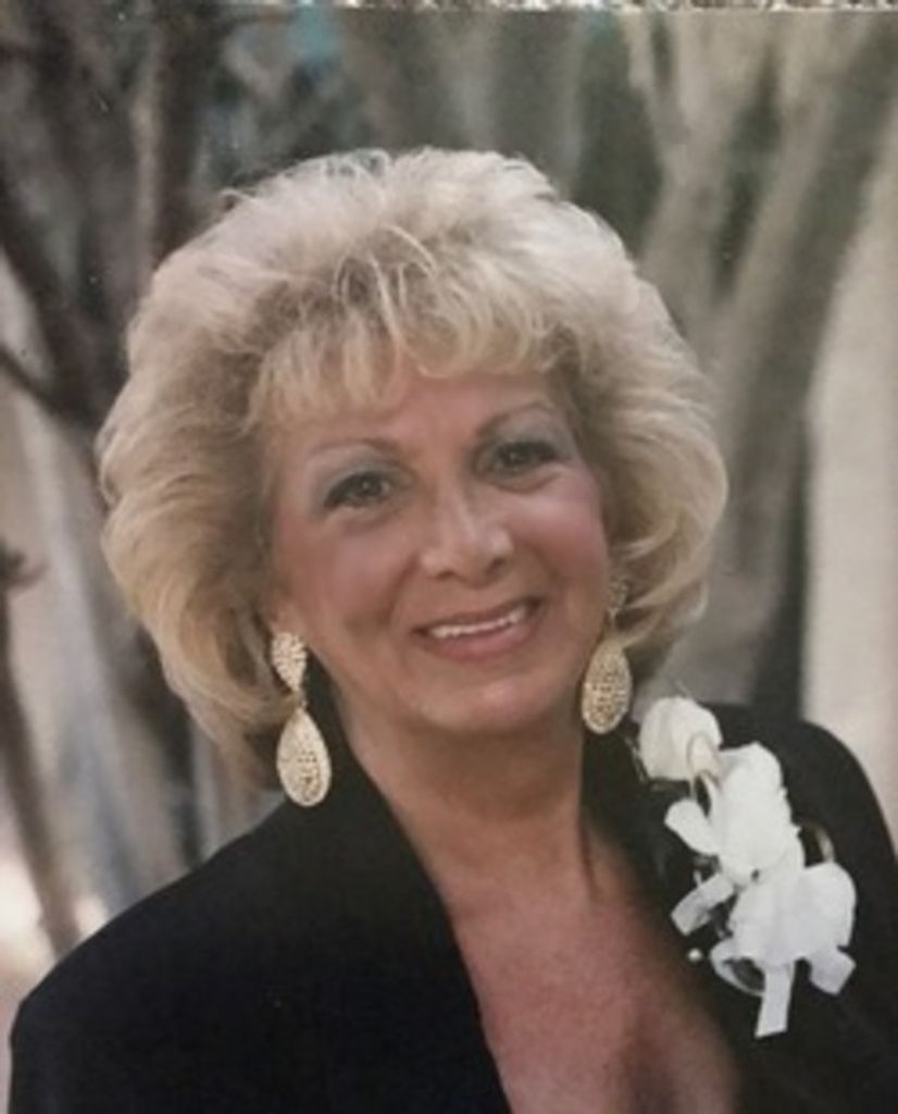 Lorraine Dileonardo Profile Photo